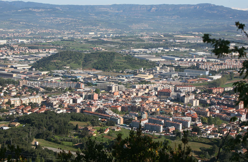 Vista des del turó de Sant Miquel de la muntanya de les Tres Creus (Foto Pere Cornelles. 2009)