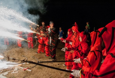 Encesa de la foguera (Sant Joan 2014)