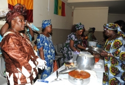 Sabors del món - Sopar de germanor al teatre Municipal