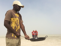 Primer premi. Autora: Àngels Benseny. Lloc: Salar del Parc Nacional d'Etosha (Namíbia)