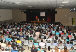 Nit de teatre - "Estrellados"