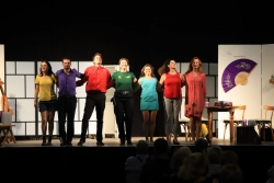 20/09/2021 - Teatre amb "La extraña pareja", a càrrec de Calibán Teatro