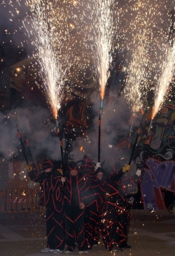 28-11-2009 - Coorefoc a les Rambles amb la Colla de Drac i Diables