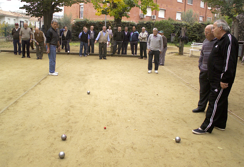 25-11-2006 - Campionat de petanca als jardins de Can Xerracan