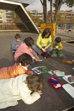 29-11-2006 - V anys de CIJC - Taller infantil de "L'amiga formiga"
