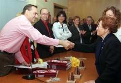 25-11-2007 - Recepció Institucional - Homenatge a les persones de Montornès de més de 85 anys 