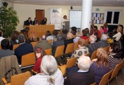 28-11-2007 - Acte literari a la Biblioteca: Presentació del llibre "Montornès del Vallès (1931-1945). De la il·lusió democràtica al primer franquismes", d'Arnau González