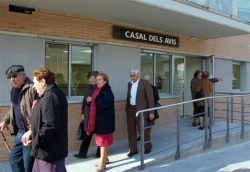 29-11-2007 - Presentació de l'espai destinat al Casal dels Avis de Montornès, a l'avinguda de la Llibertat
