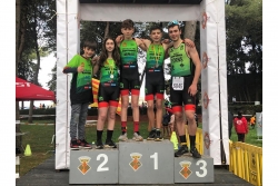 Els 5 triatletes del Montornès que han participat en el Duatló de Balaguer. (imatge: Club Triatló Montornès)