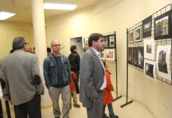 23-11-2011 - Exposició a la sala Riu Mogent del Casal de Cultura del XXVè Concurs de Fotografia per a aficionats Premi Sant Sadurní