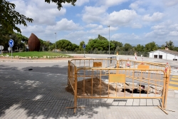 Treballs a la rotonda a la confluència de la BV-5001 i l'av. d'Ernest Lluch