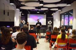 Presentació de la 8a edició dels pressupostos participatius Kosmos de Joventut.