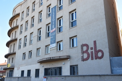 Façana de la Biblioteca Rosa Leveroni.