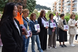 "Diguem PROU a la violència masclista".