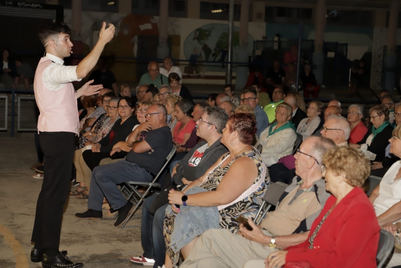 Espectacle de varietats de Sant Joan (2024).