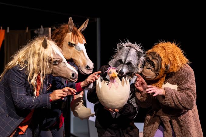 Espectacle "Komunumo", d'Eléctrico 28.