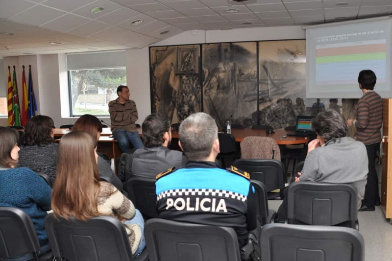 Sessió interna de treball i presentació del pla (febrer de 2014)