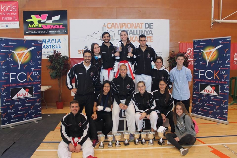 Representants del Club de Karate Montornès en el Campionat de Catalunya sènior (Foto: Club Karate Montornès)