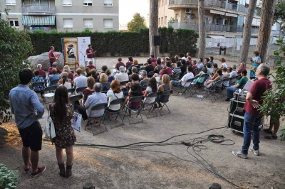 El Correllengua va aplegar unes 80 persones al parc dels Castanyers