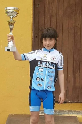 Laia Rodríguez a la segona cursa de la Copa Catalunya Infantil de BTT (Font: Club Ciclisme Montornès)