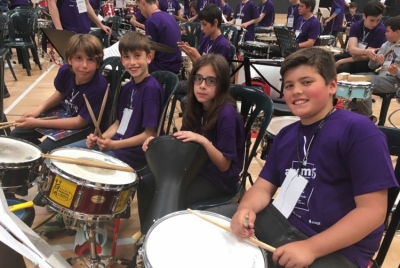 Alumnes de l'Escola Municipal de Música a la trobada de percussió de l'ACEM