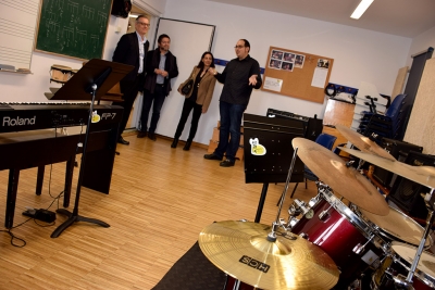 Visita a les instal·lacions de l'Escola Municipal de Música, Dansa i Aula de Teatre