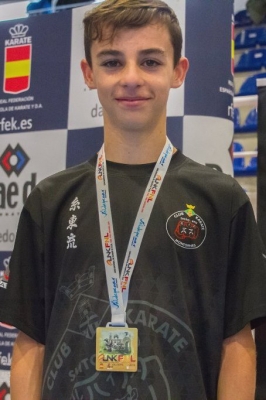 Axel Herrera - Bronze en kumite juvenil -36 kg (Font: Ajuntament de Valdepeñas)