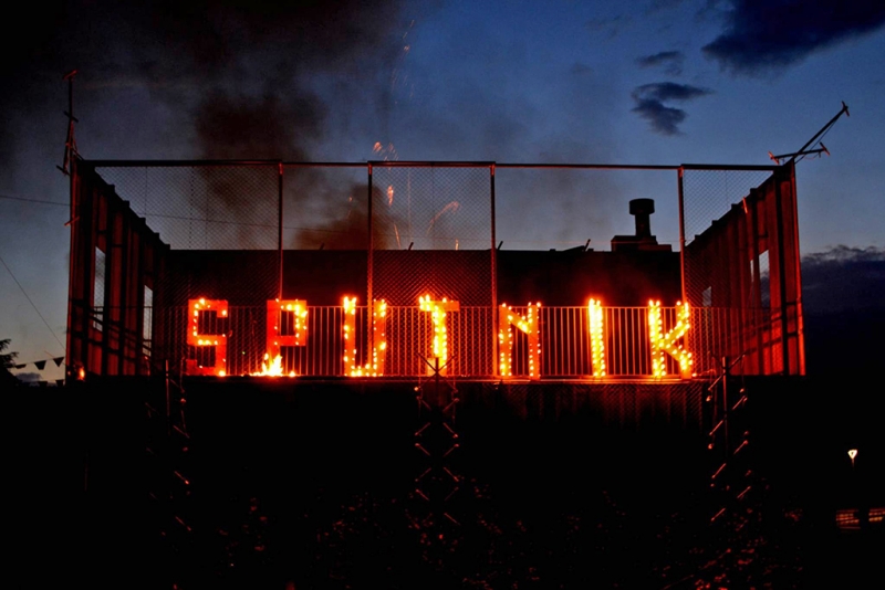 Espectacle pirotècnic per inaugurar l'Sputnik (imatge: Josep Flores)