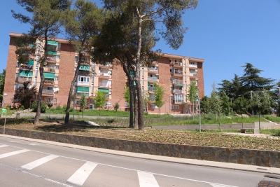 Els treballs de remodelació de la plaça de la Pèrgola una vegada acabats.