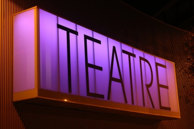 El Teatre Margarida Xirgu, de lila pel Dia Internacional de la Prematuritat.