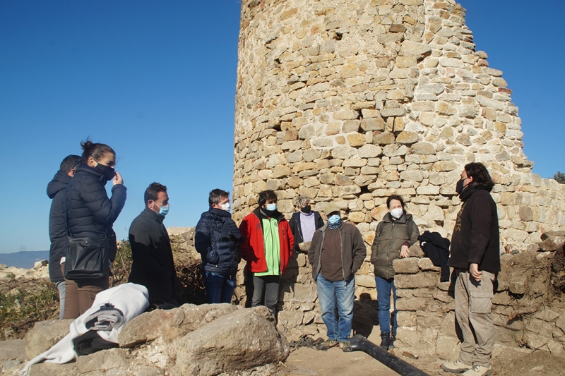 Visita institucional a les darreres obres al Castell de Sant Miquel.