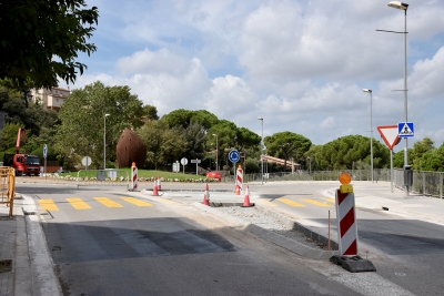 Treballs a la rotonda a la confluència de la BV-5001 i l'av. d'Ernest Lluch