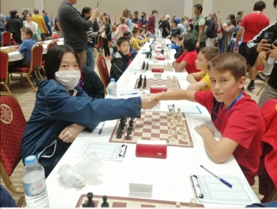 Alex Villa en un moment de la competició. (imatge: Club d'Escacs Montornès)