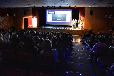 Exposició de les activitats presentades als +30 Kosmos.