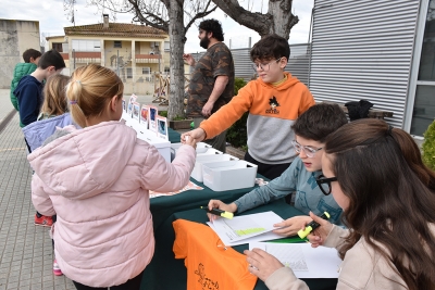Votació de les activitats a l'Escola Mogent.