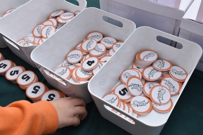 Votació de les activitats a l'Escola Mogent.