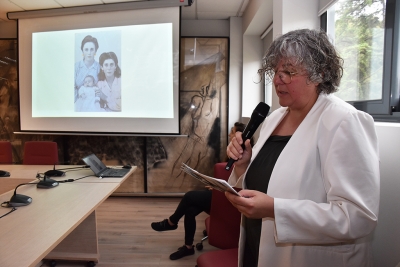 Lectura de les biografies de les tres veïnes homenatjades.