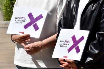 "Diguem PROU a la violència masclista". 