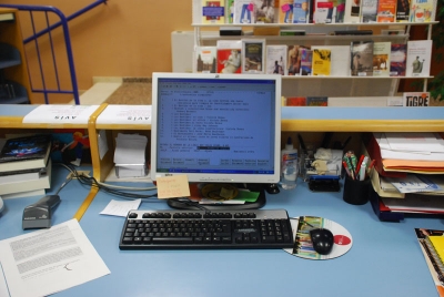 La Biblioteca canvia el programari