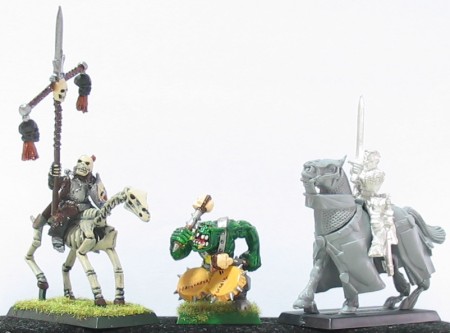 Tres figures de Warhammer Fantasy