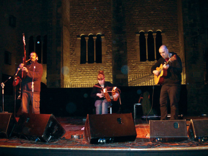 "Cul de Sac" es un trío acústico de música tradicional 