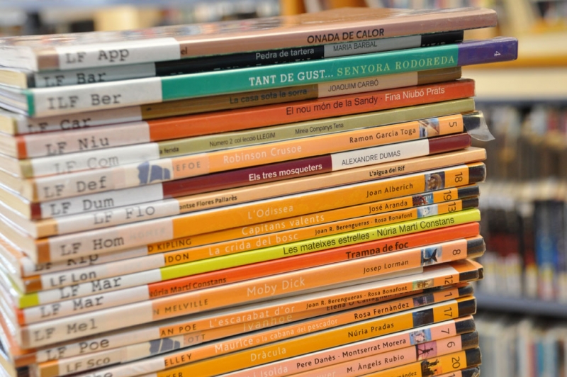 Alguns dels títols del Club de lectura fàcil en català
