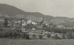 Vista del Montornès antic. Una de les imatges que han servit per promocionar la beca. (Postal cedida per Fco. Martínez)