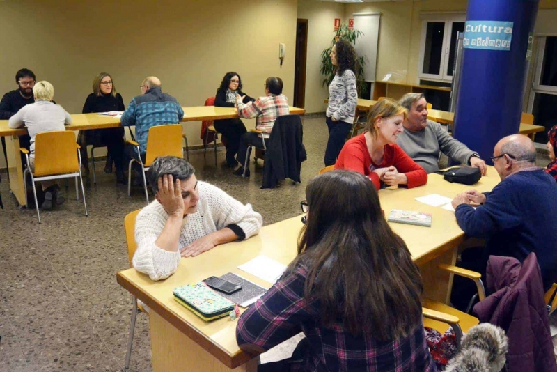 Tandem, conversa en anglès per a adults, a la Biblioteca