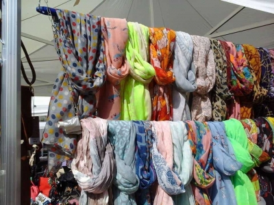 Fira d'oportunitats a la plaça de Pau Picasso (Març 2015). Foto: Unió de Botiguers.
