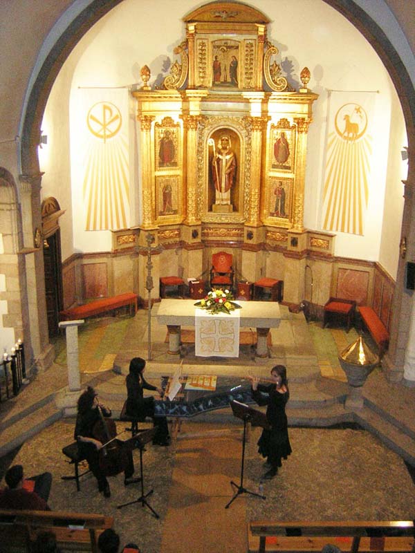 El trio "Miscel·lania" en el darrer concert a l'església de Sant Sadurní el passat mes de gener