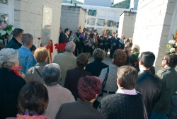 19 d'abril - Commemoració del 70è aniversari del final de la Guerra Civil - Record als montornesencs morts o desapareguts durant la Guerra Civil i la postguerra al Cementiri Municipal