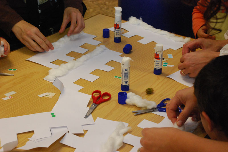 "L'hora del conte" inclou un taller de manualitats