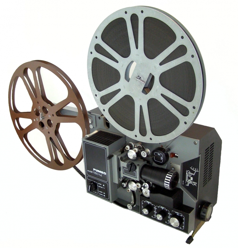 Projector de cinema de 16mm (Font: Wikimedia Commons)