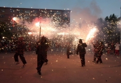 Espectacle de foc a la Pl. del Poble